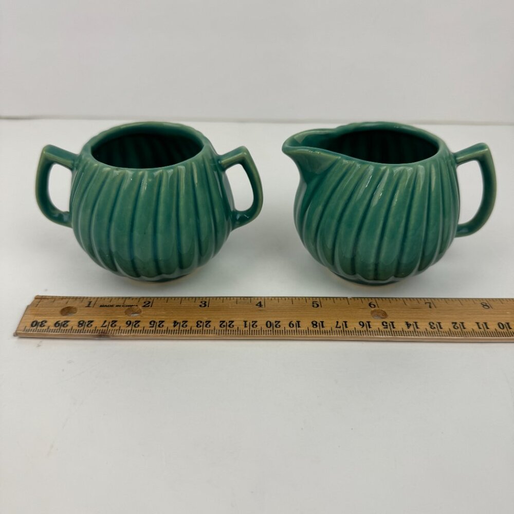 Vtg Small Ceramic Creamer Sugar Set MCM Sage Green Teal Swirled Ribbed Textured‎
